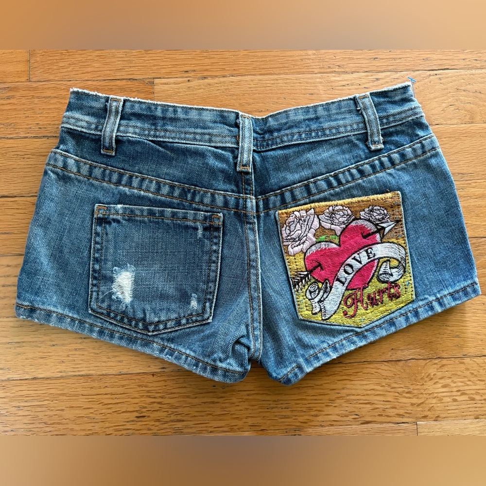 Lilu Vintage Y2K Embroidered Denim Shorts Heart Love Graphic
